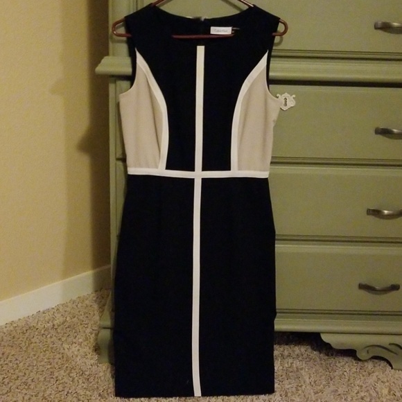 Calvin Klein Black and tan modern business dress - Picture 1 of 2